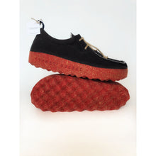 Load image into Gallery viewer, Asportuguesas Chat Black &amp; Red Lace Trainers